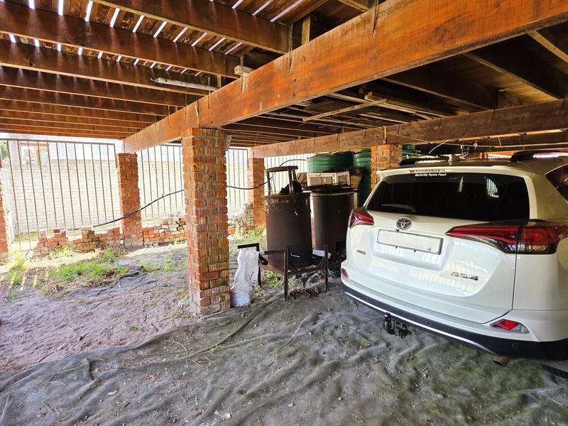 4 Bedroom Property for Sale in Franskraal Western Cape